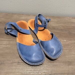 Barefoot Crupon Sandals 40